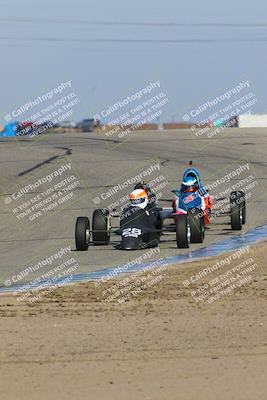 media/Nov-19-2022-CalClub SCCA (Sat) [[baae7b5f0c]]/Group 1/Race (Outside Grapevine)/